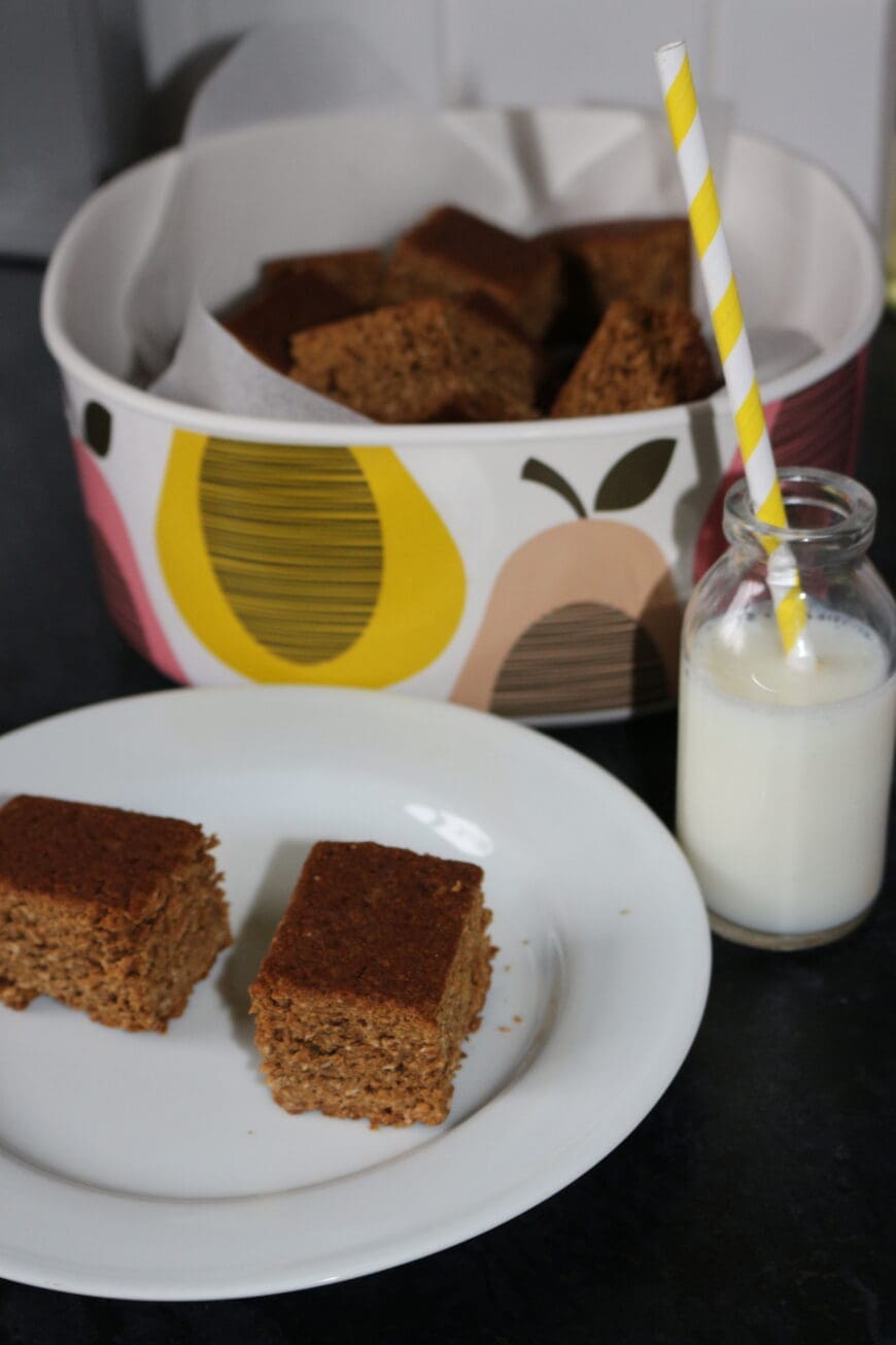 Discover how to bake Yorkshire Parkin—a sticky ginger cake made with oatmeal, golden syrup & black treacle. Perfect for Bonfire Night traditions in the UK.