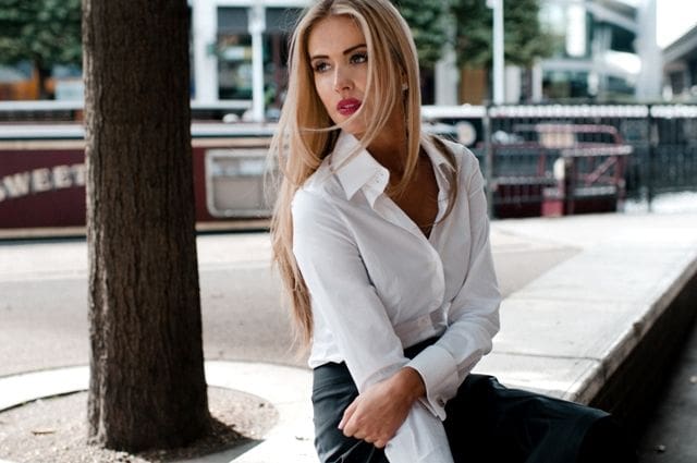 white shirt 1