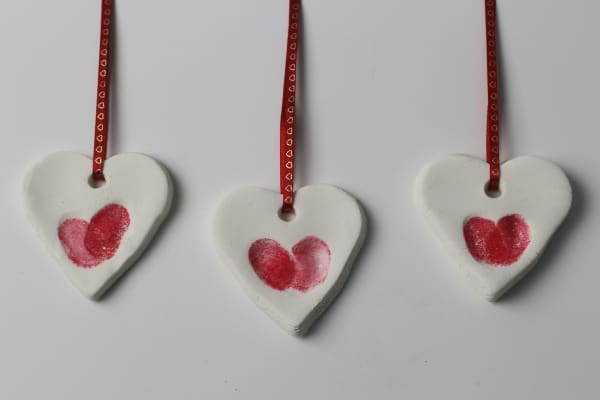 Fingerprint heart ornaments red