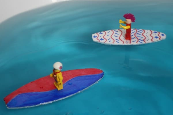minifigures on surfboard