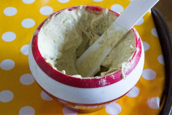 Easy Pistachio Ice cream