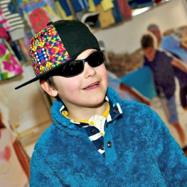 How to Help Your Kids Find their Own Fashion Style mini
