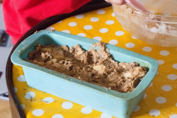 Quinoa apple cake