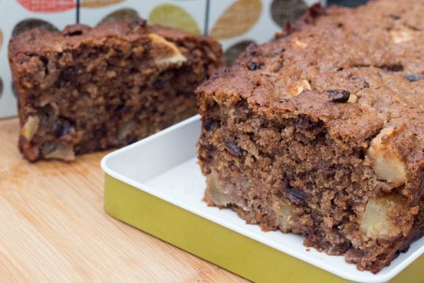 Quinoa apple cake