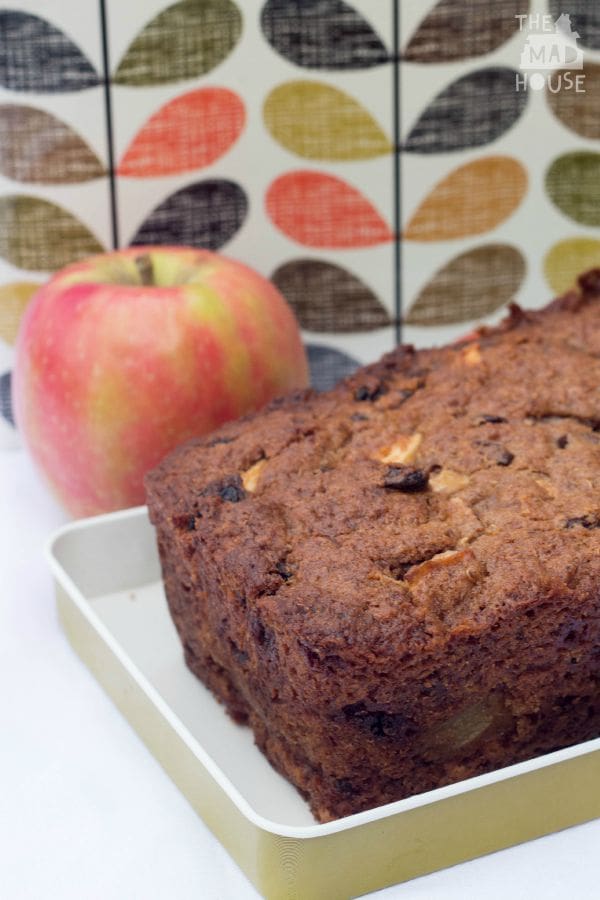 Quinoa apple cake