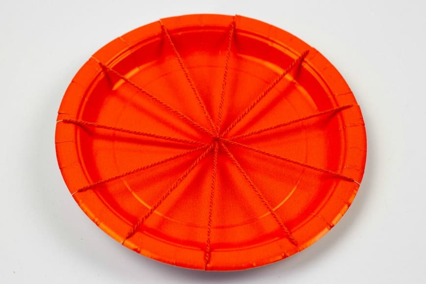 Pumpkin paper plate weaving 1