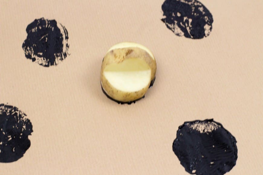 DIY Wrapping paper - potato print penguins 