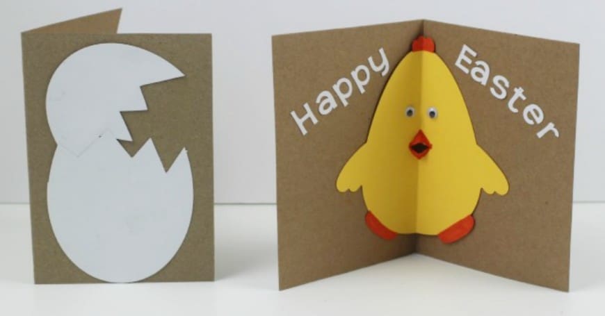 How cute is this Easter Chick card with pop out beak. It is a fab DIY kids craft for Spring or Easter. This is a super simple card to make with your children.