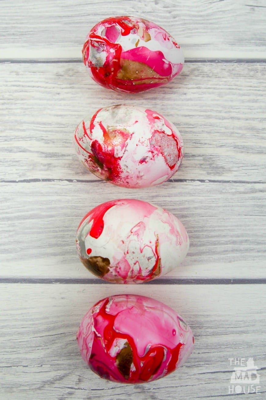 It is so easy to marble eggs with mail varnish.  You get an amazing effect and it is totally addictive, perfect for Easter.  Beware once you start marbling you will be doing it to everything including cups, vases and plates!  A super simple DIY craft that is perfect for tweens.