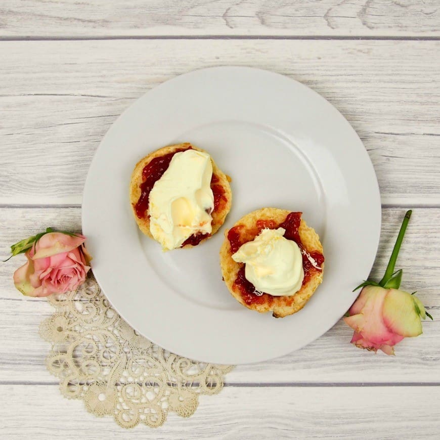Lemonade scones - what! Scones made with lemonade. This simple recipe for scones using only three ingredients and tastes delicious. It is perfect for cooking with kids and is fun too.