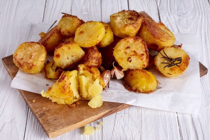 10 Simple Hacks for the Perfect Roast Dinner in a Hurry. Bring all the family together round the table with our simple Roast dinner hacks. Even hungry teens can not resist a roast!