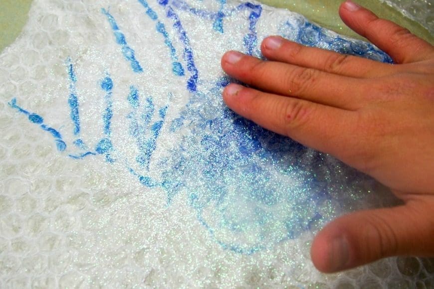 How to make Fused Bubble Wrap Snowflakes