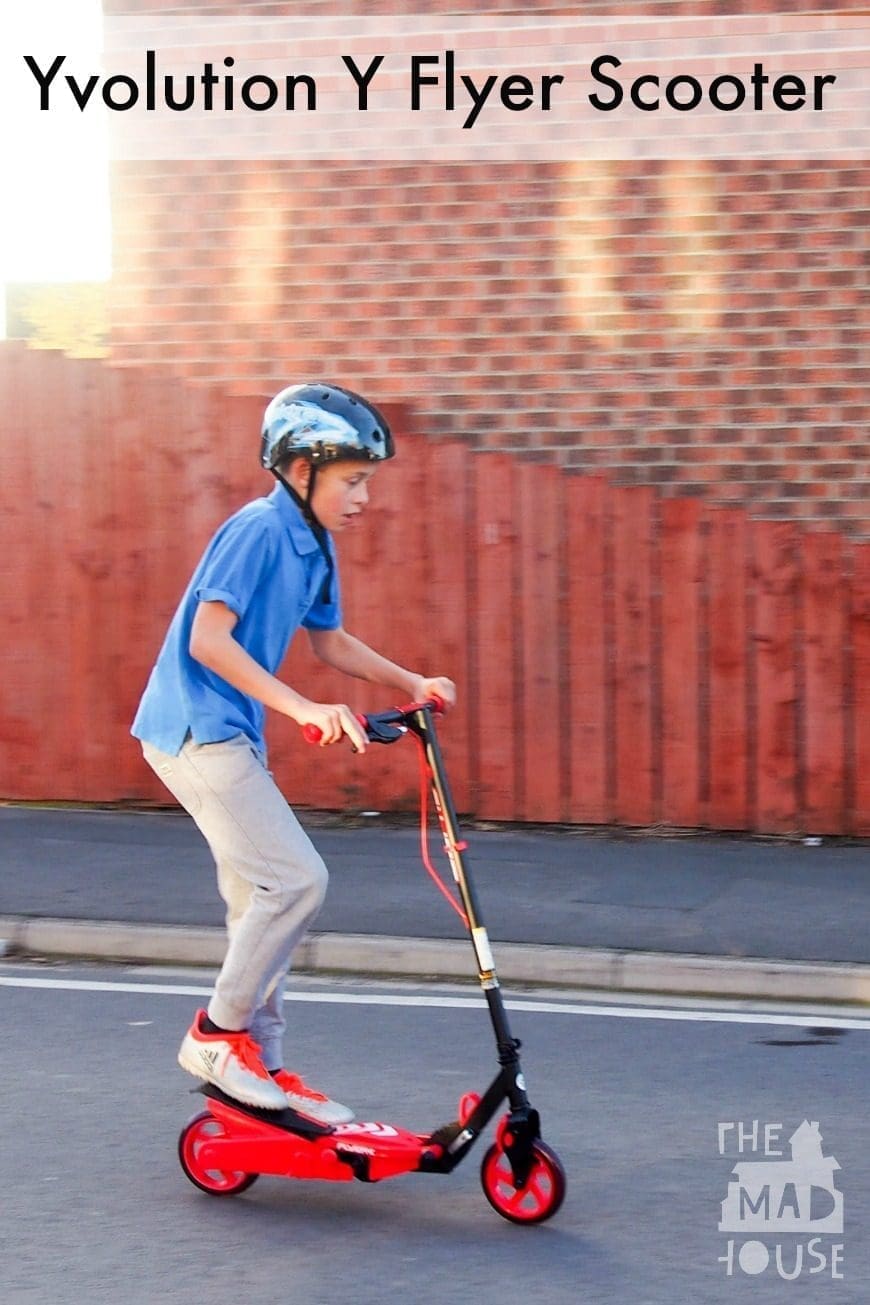 A review of this year's must have scooter - the Yvolution Y Flyer Scooter. See what The tweens though of the Yvolution Y Flyer Scooter
