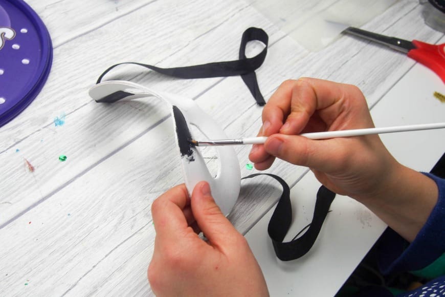 DIY Superhero Masks - Crafting with Tweens