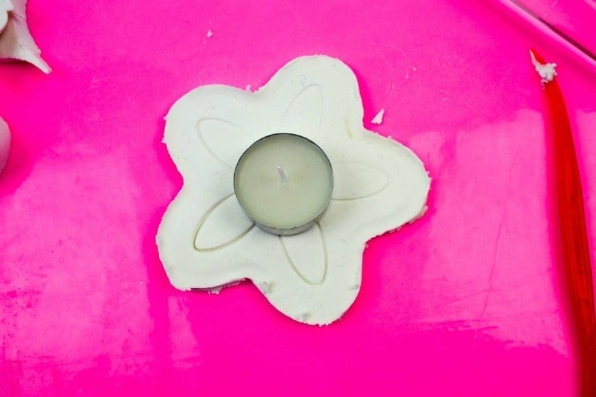 DIY Daffodil Clay Pots or Candle Holders