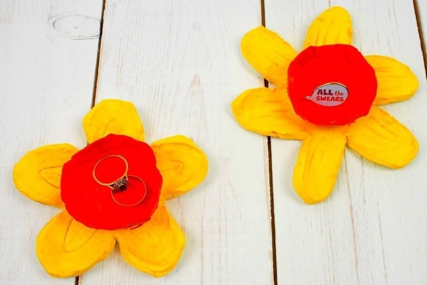 DIY Daffodil Clay Pots or Candle Holders