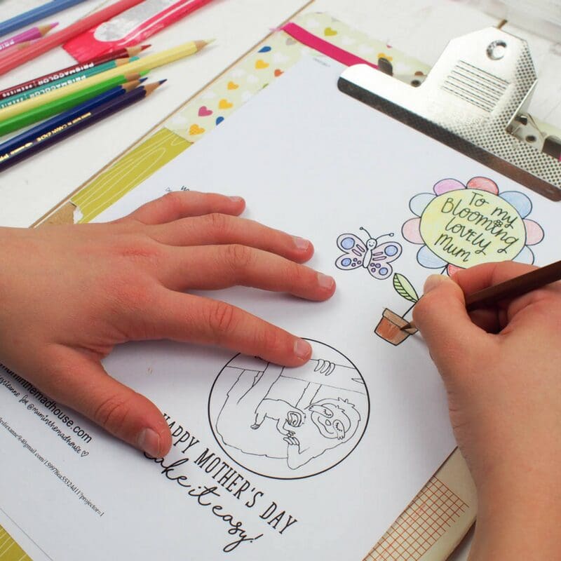 Free Printable Mother's Day Cards to Colour