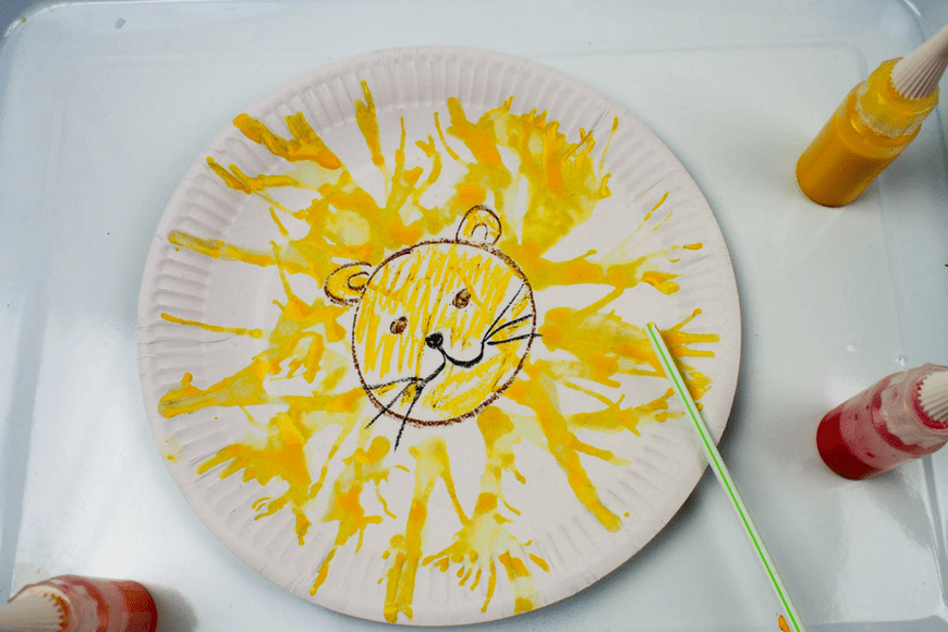 Make your own Blow Art Paper Plate Lion