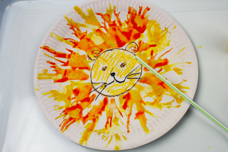 Make your own Blow Art Paper Plate Lion