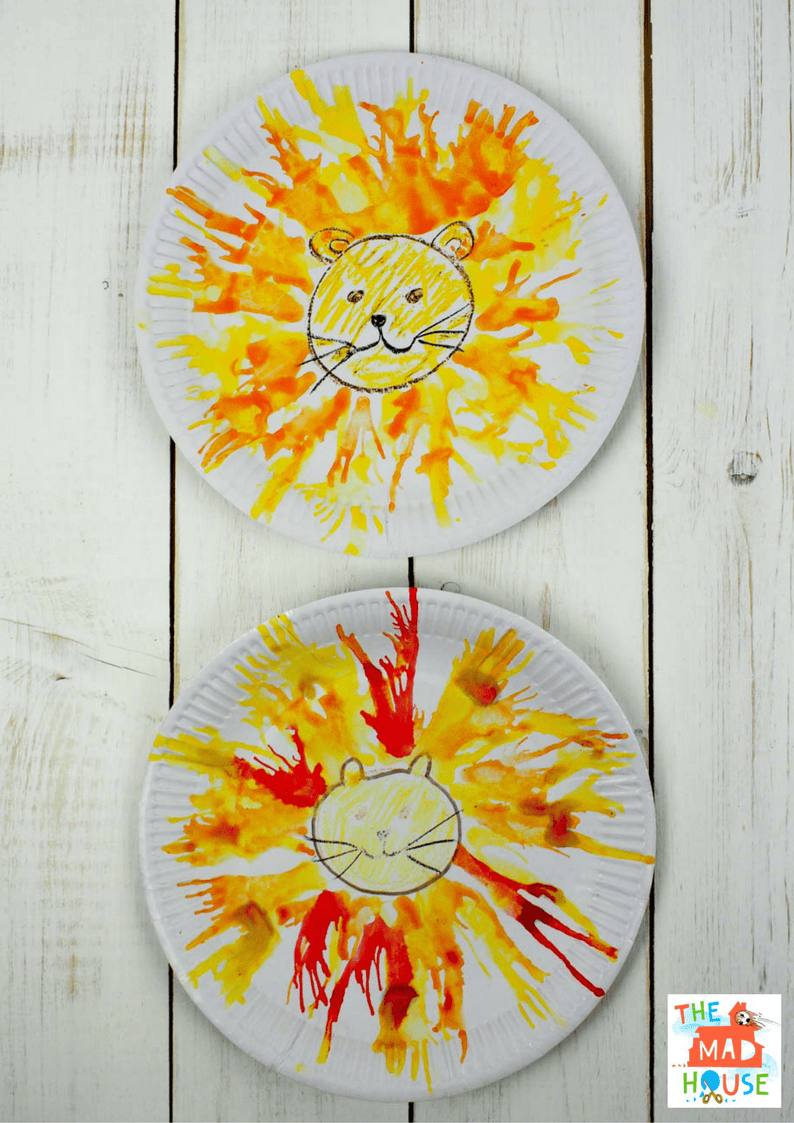 How to make a own Blow Art Paper Plate Lion. A fab kids craft and process art activity that is fun to make and looks adorable.