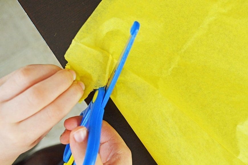 Simple Daffodil Craft for Kids 