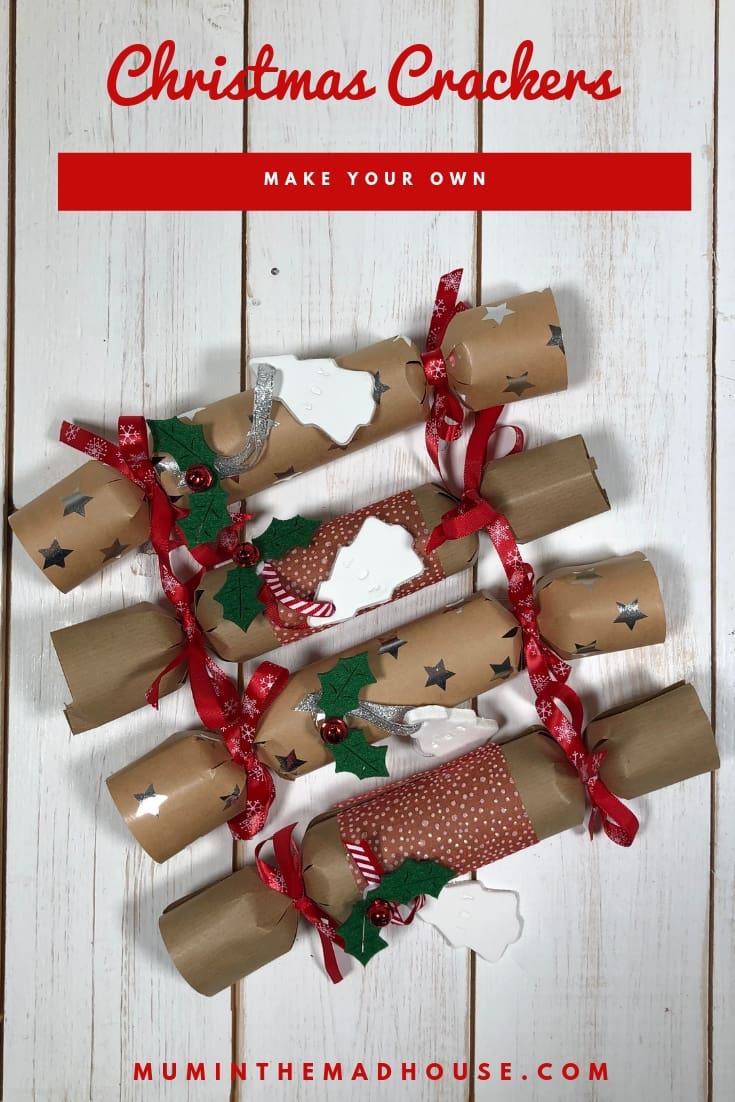 I am a big fan of Homemade Christmas Crackers, I love the excitement and anticipation of pulling a cracker at Christmas. So why not make Christmas Day go with a bang by making your own Homemade Christmas crackers. They are super simple to make and you can add your own unique gifts, jokes and party hats in order to personalise your Christmas Day. I know it is super easy it is to pick up a ready-made box from any supermarket but I love how making crackers adds some wow factor to Christmas. Download your free template