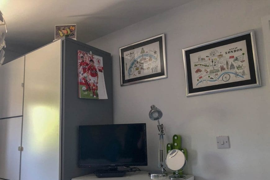 A Bedroom fit for Teen Boy - How do you furnish and design a bedroom for a really messy teen boy without it being fussy?