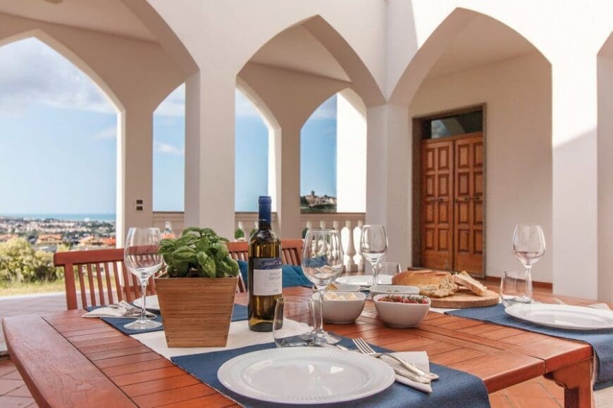 Villa Holiday