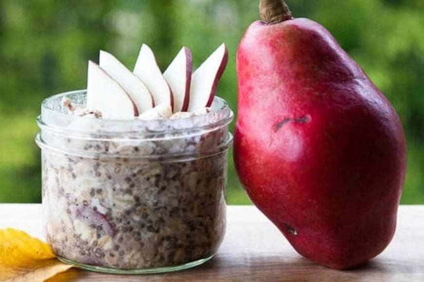 Cinnamon Pear Overnight Oats