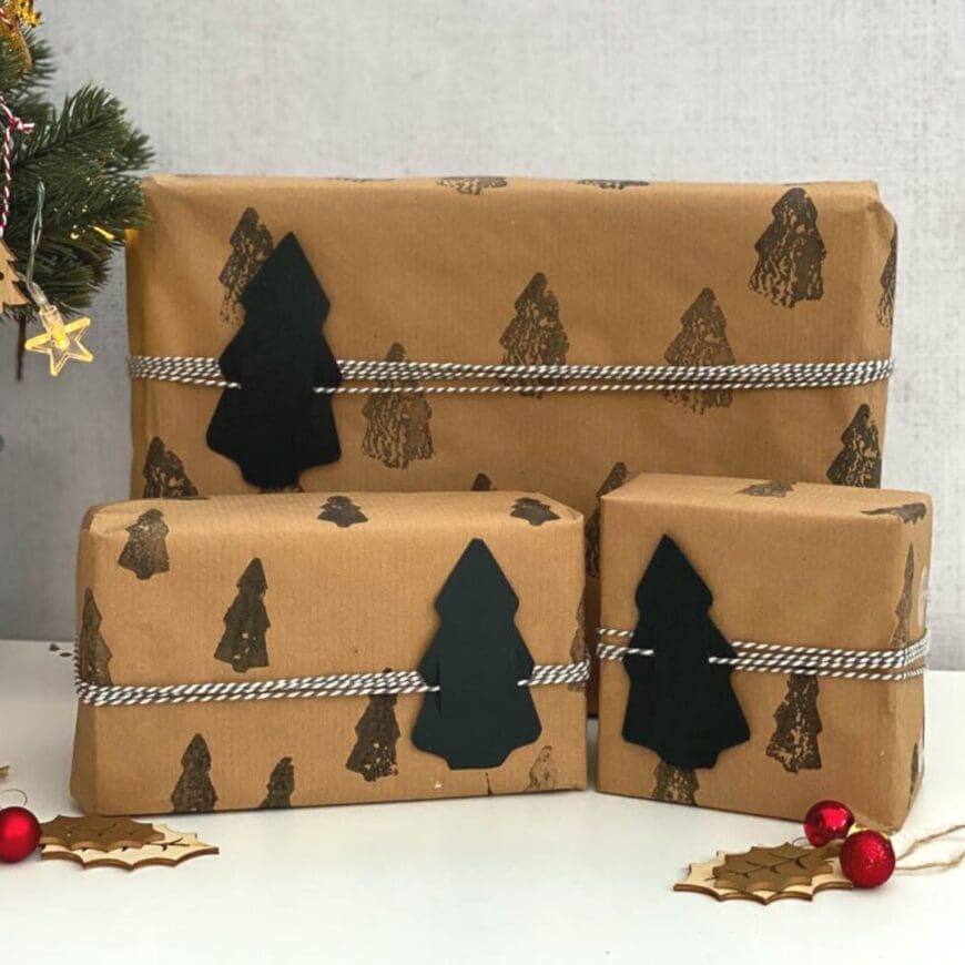 Did you know that not all wrapping paper is recyclable? Make your own beautiful DIY Recyclable Christmas Gift Wrap and opt for an eco friendly Christmas.
