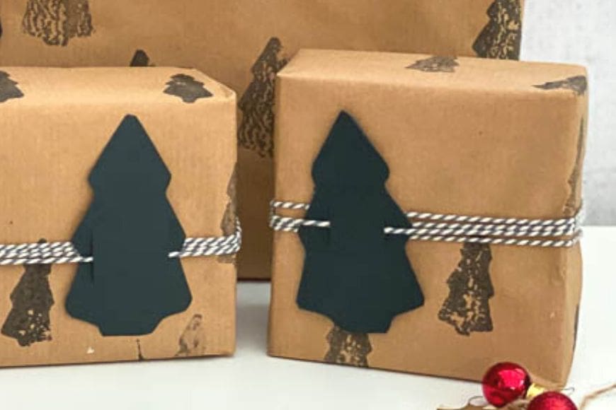 beautiful DIY Recyclable Christmas Gift Wrap with toppers