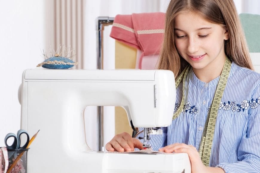 These free childrens sewing lessons online are are clearly set out with really simple, visual instructions