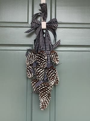 Pinecone Door Hanger
