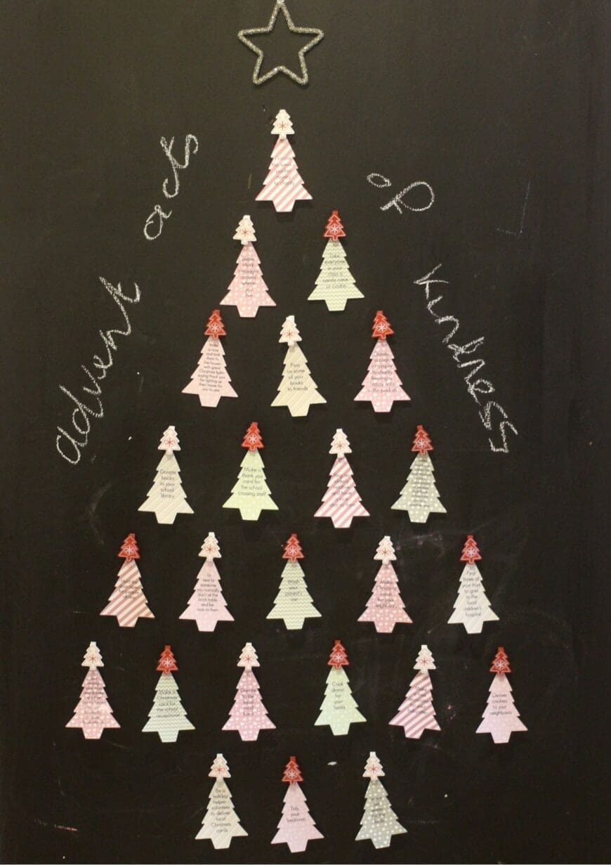 These Scandi Style DIY Advent Calendars are the perfect DIY project this autumn. Below is our favourite Advent Calendars, Scandinavian style of course