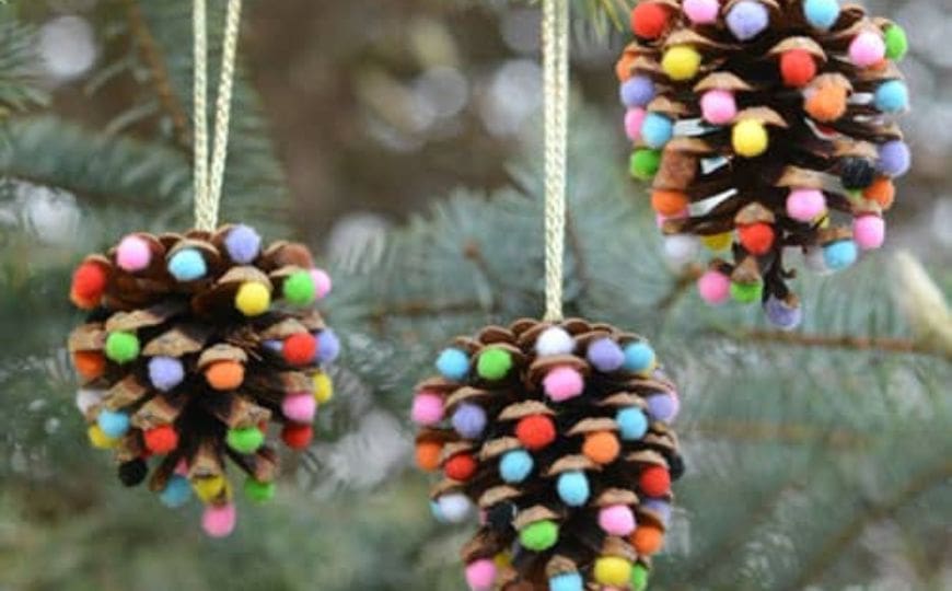 pinecones ornaments