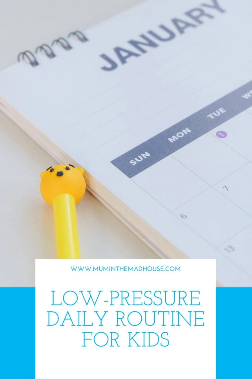 If January routines feel overwhelming, this low-pressure daily routine helps children feel secure without rigid schedules. Ideal for winter days and tired families.