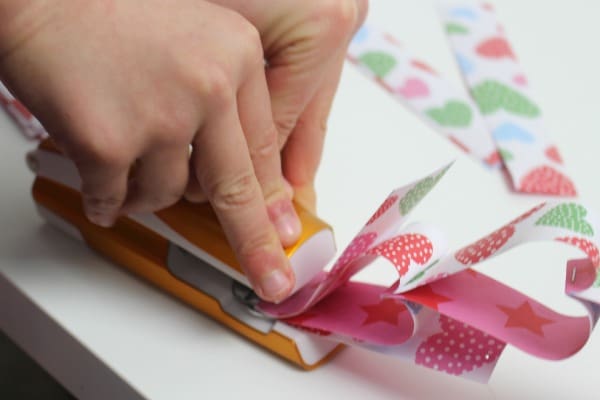 heart shaped paper chains 2