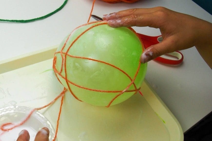 Yarn Wrapped Pumpkin Lanterns