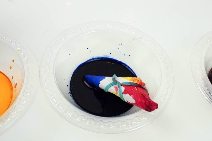DIY Tie Dye Gift Wrap