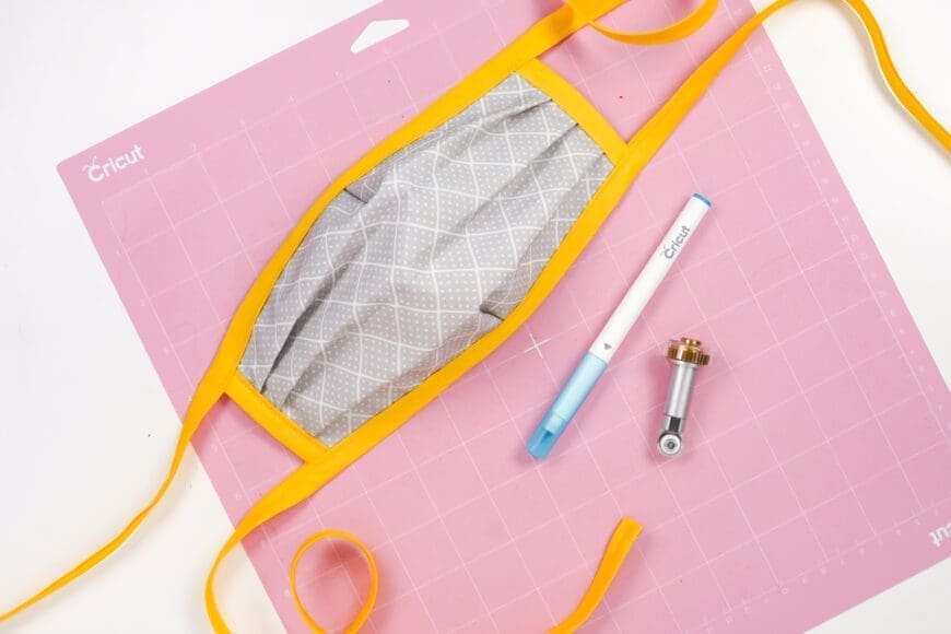 Cricut sew mask