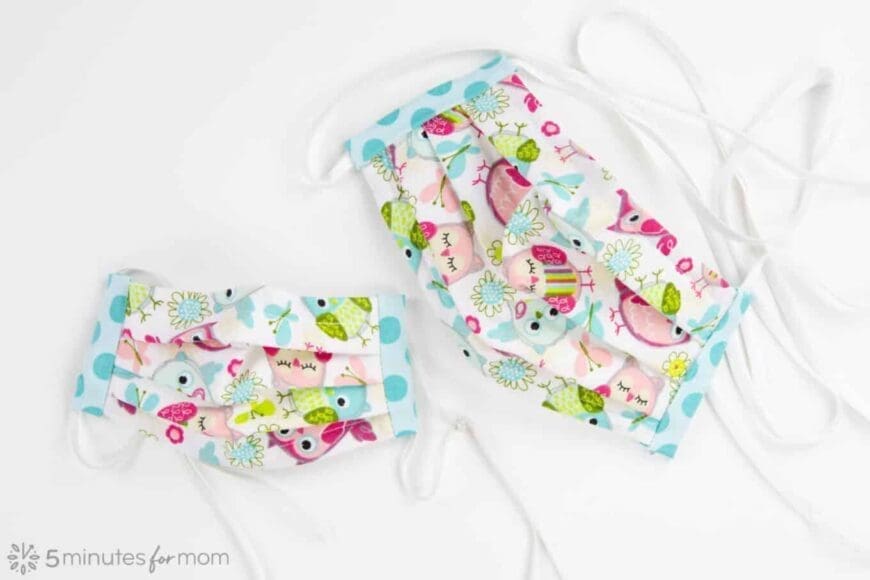 Pleasted facemask for adults and Children