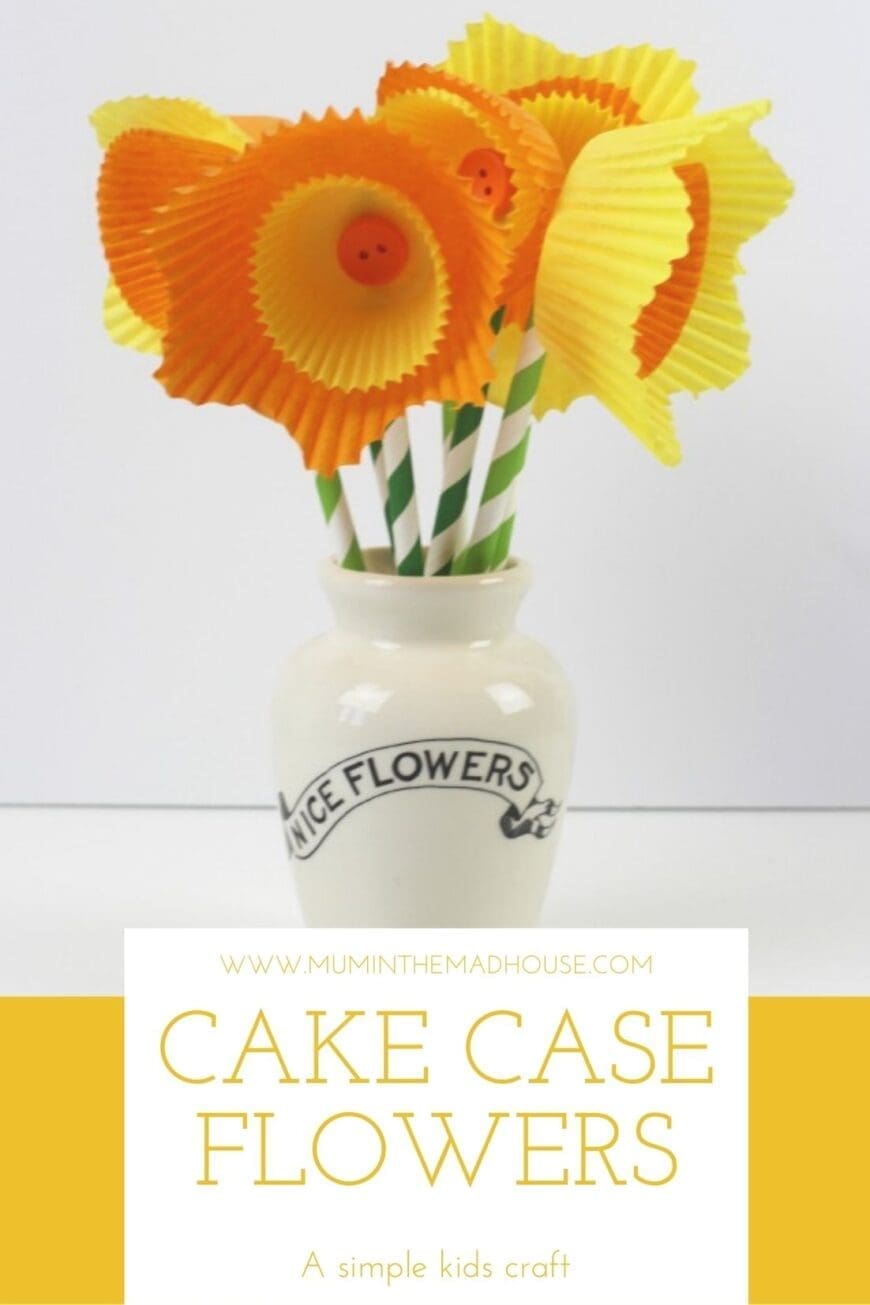 DIY Cake case daffodils, a simple craft activity perfect for kids of all ages. Homemade flowers are easy to make but look fantastic. Make them even more effective by using different sized cases such as muffin and bun cases 