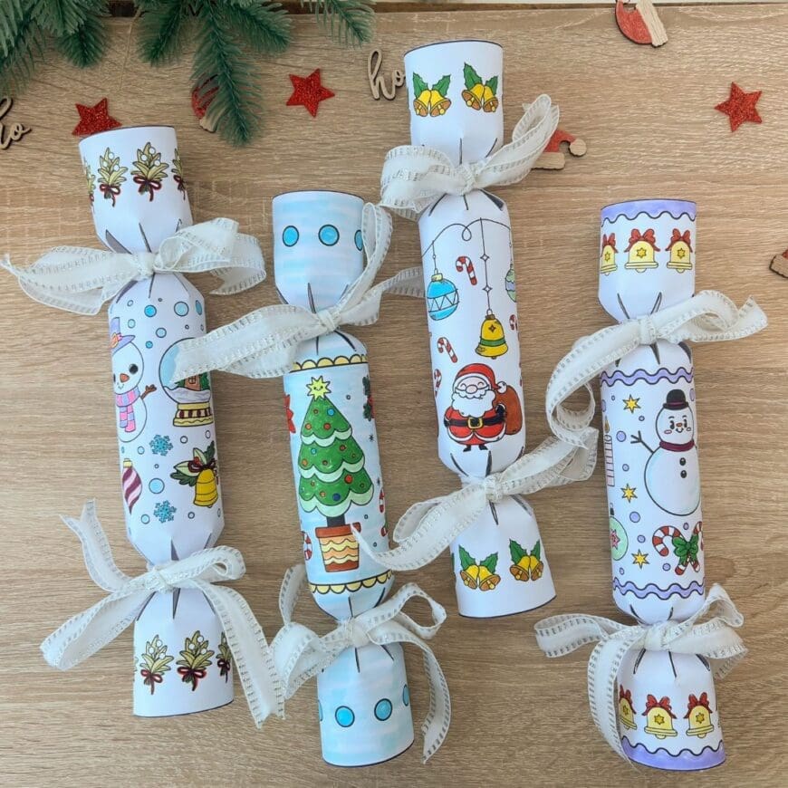 This image has an empty alt attribute; its file name is DIY-Christmas-Cracker-Colouring-Printables-square-870x870.jpg